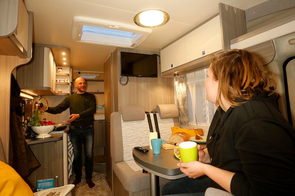 Adria, Hobby, LMC: Kompakte Teilintegrierte im Wohnmobil-Test