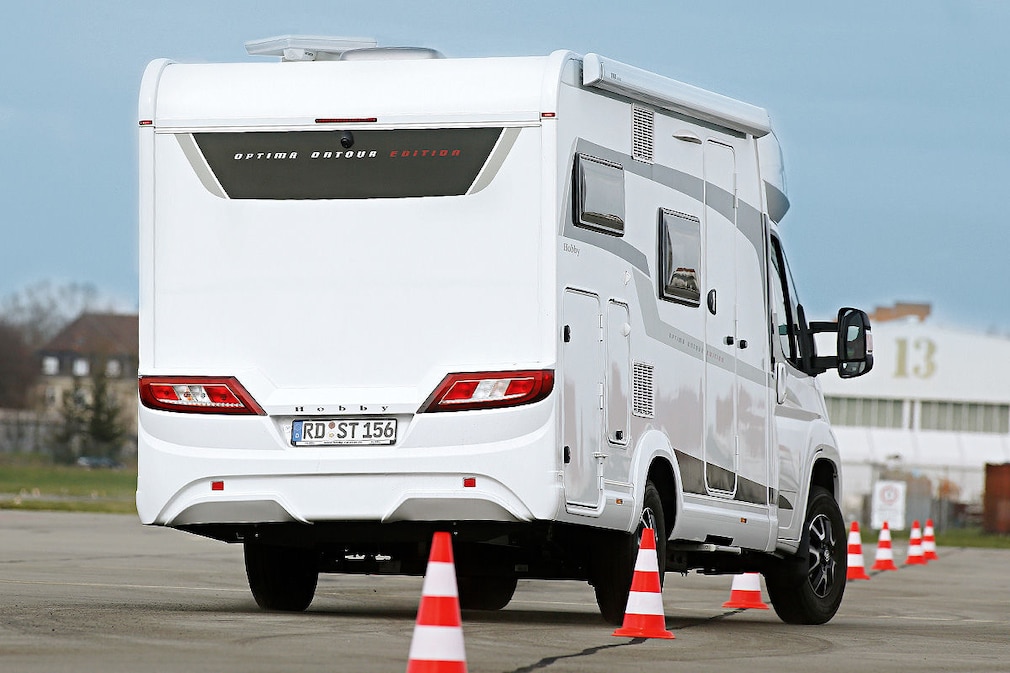 Adria, Hobby, LMC: Kompakte Teilintegrierte im Wohnmobil-Test