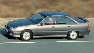 Opel Omega 3000 24V: Motor, Leistung
