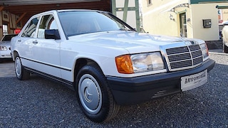 Mercedes 190 in Neuwagen-Zustand