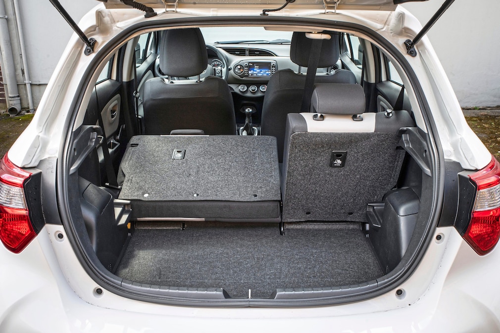 Toyota Yaris (XP13)
