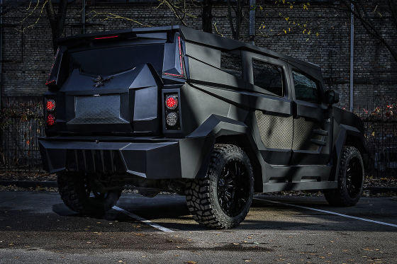 Dartz Black Stallion