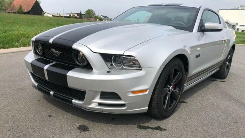 Ford Mustang: Schaltgetriebe, 426 PS