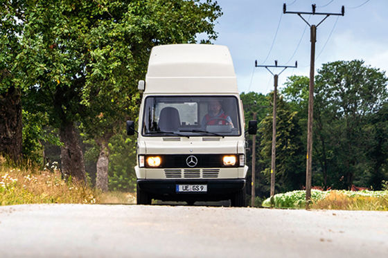 Mercedes James Cook 309 D