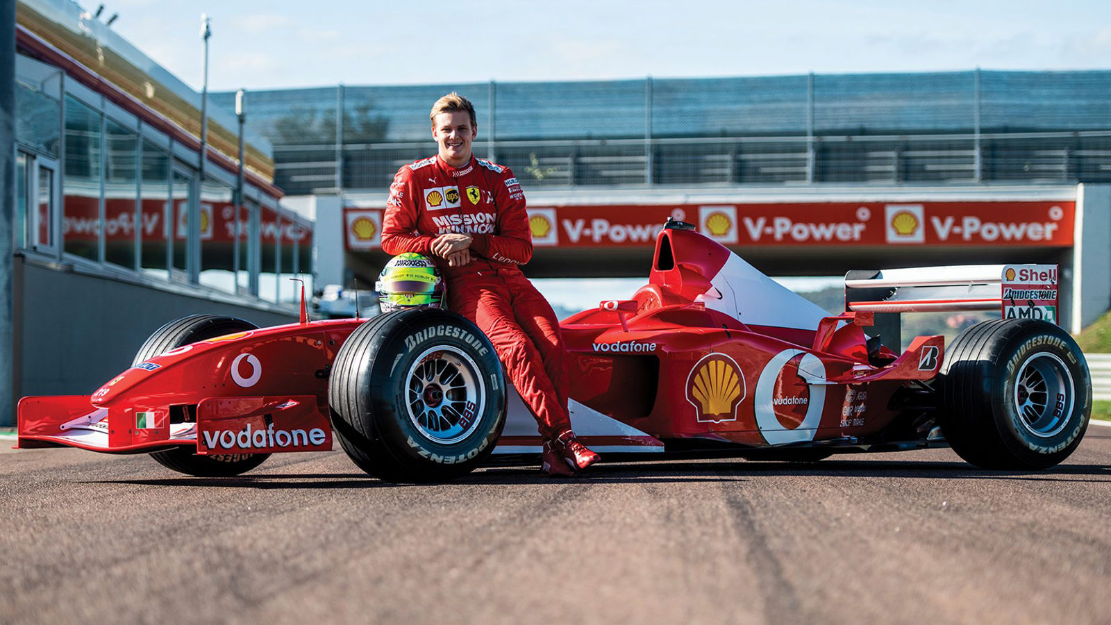Mick Schumacher im Ferrari F2002 (2019): Formel 1 ...
