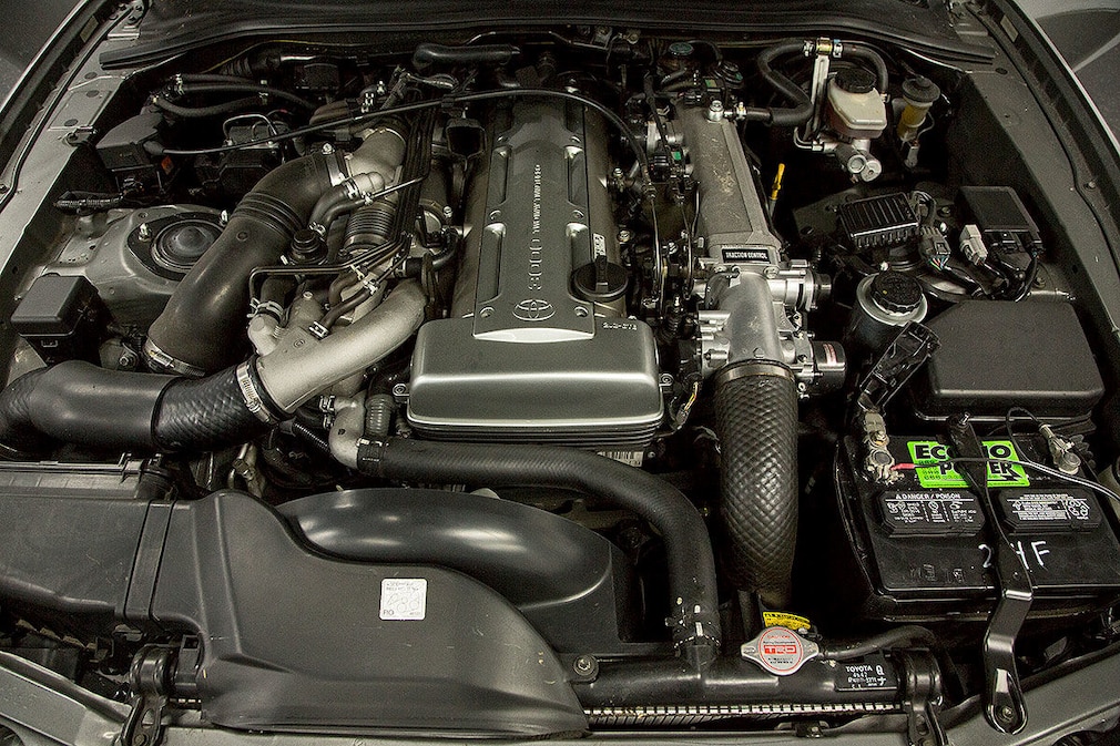 Toyota Supra zum Rollr Royce-Preis