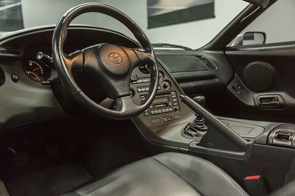 Toyota Supra zum Rollr Royce-Preis
