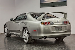 Toyota Supra zum Rollr Royce-Preis