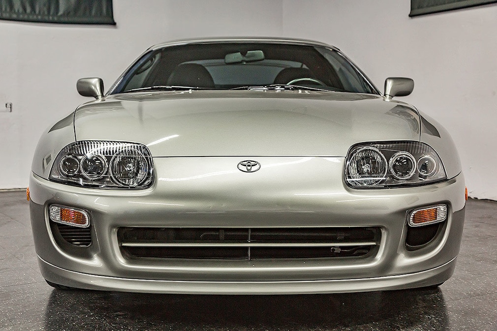 Toyota Supra zum Rollr Royce-Preis