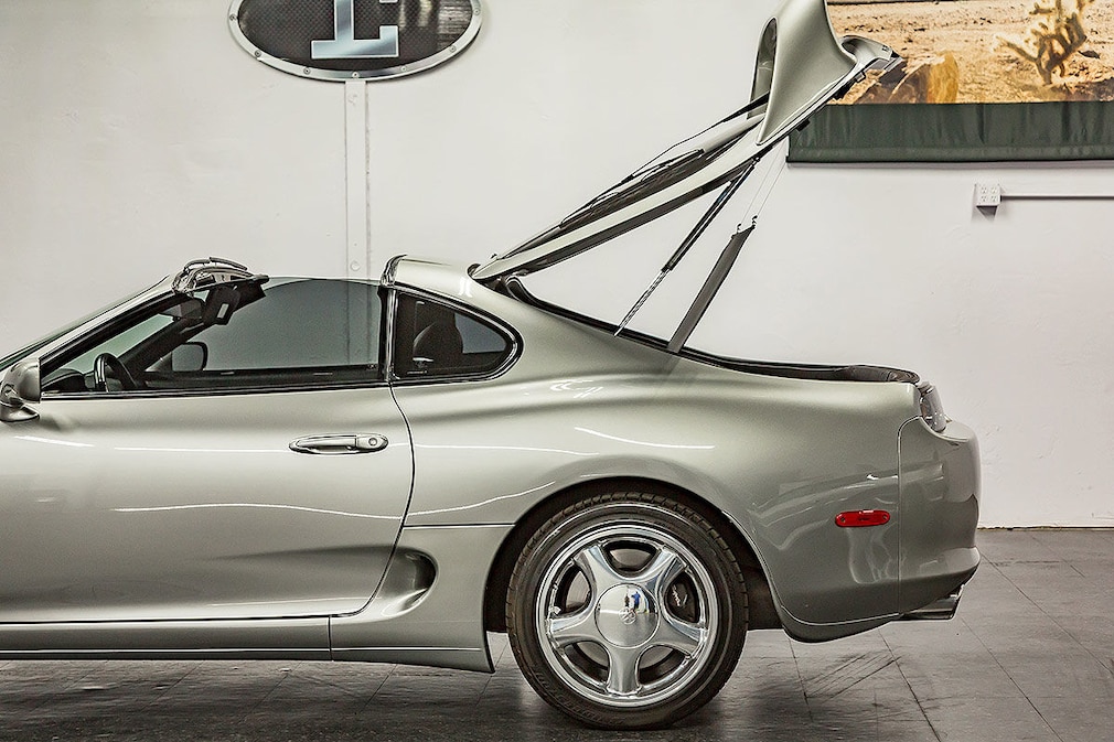 Toyota Supra zum Rollr Royce-Preis