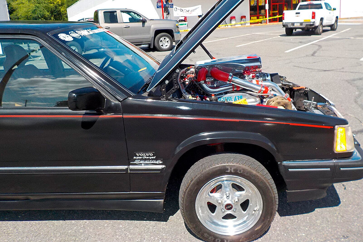 Volvo 960: Krasser Monster-Dragster