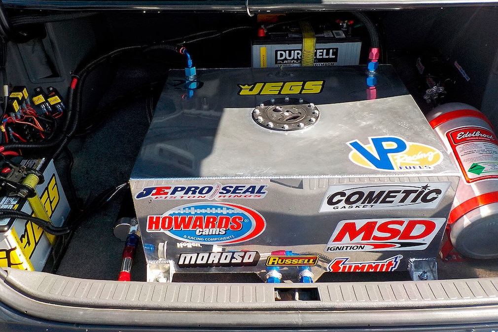Volvo 960: Krasser Monster-Dragster