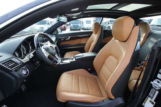 Benz-Coupé mit 333 PS unterm Hammer