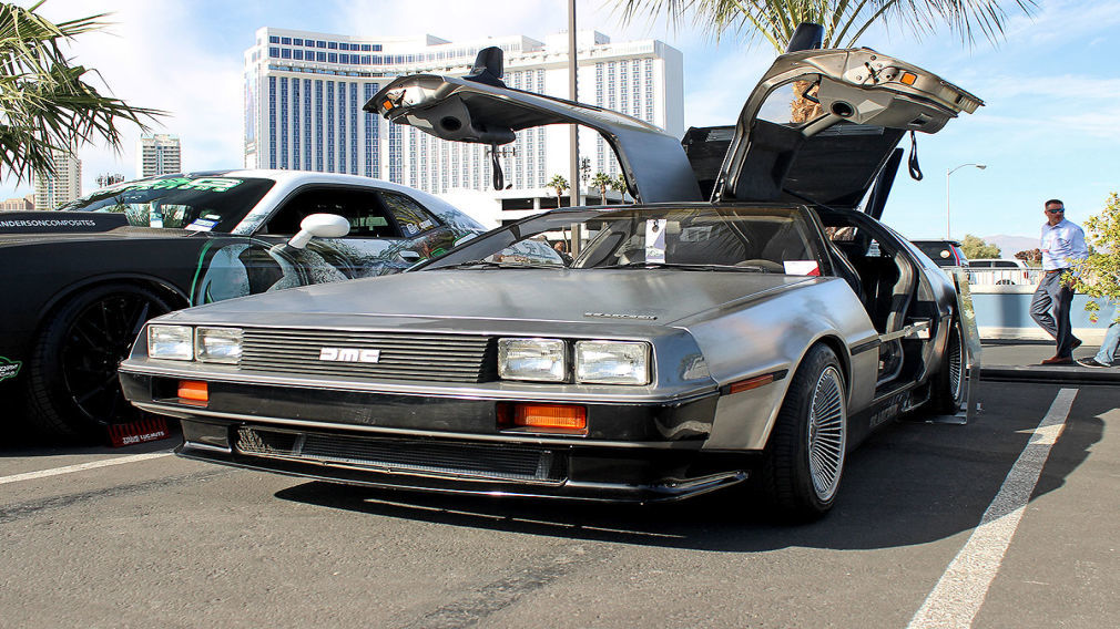 DeLorean DMC-12: Nissan Leaf, Elektro