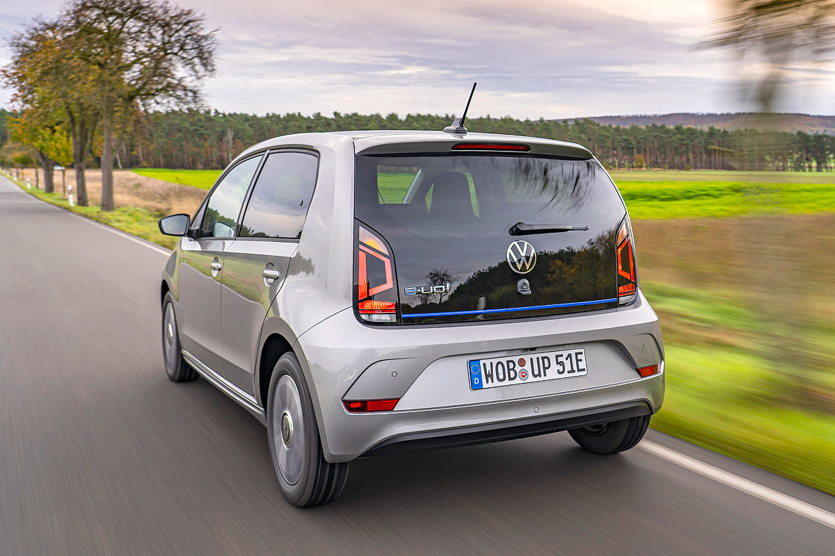 VW e-Up im Test: So günstig kann E-Mobilität sein! - AUTO BILD