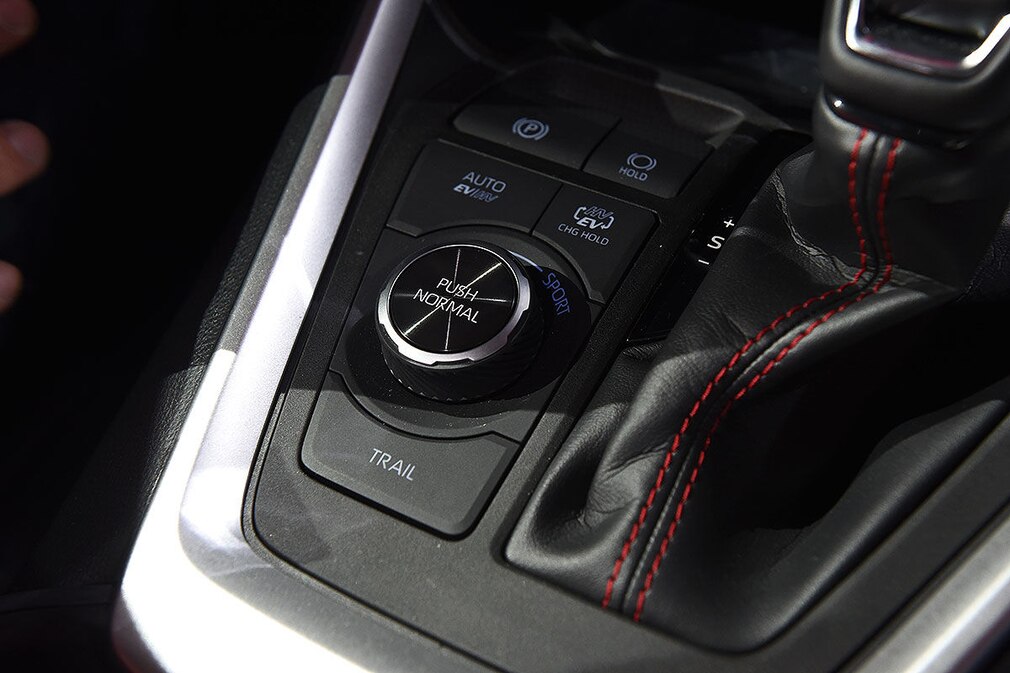 Toyota RAV4 Plug-in-Hybrid: Bilder