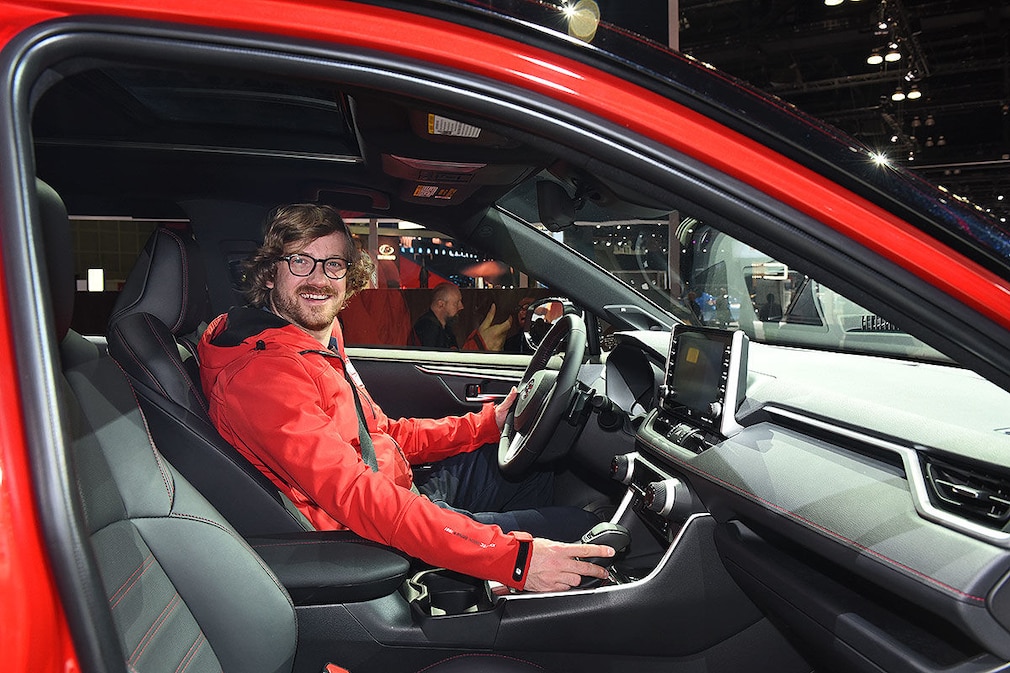 Toyota RAV4 Plug-in-Hybrid: Bilder