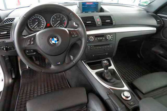 Zu verkaufen: BMW 135i Coupé im Neuzustand