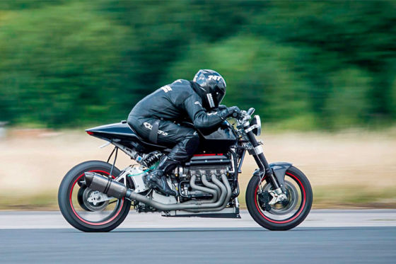 Eisenberg V8: Wahnsinns-Bike aus GB