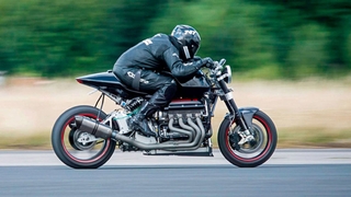 Eisenberg V8: Wahnsinns-Bike aus GB