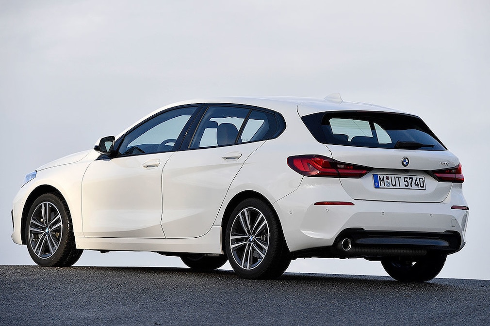 Neuer BMW 118i im Test: So fährt der Basis-1er! - AUTO BILD