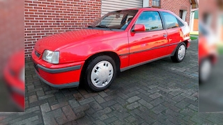 Opel Kadett E GSi zu verkaufen