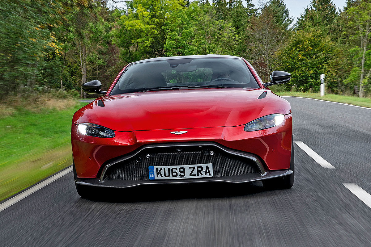 Aston Martin Vantage AMR