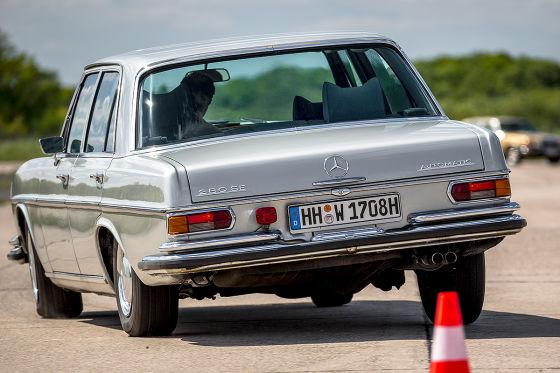 So modern war der W 116