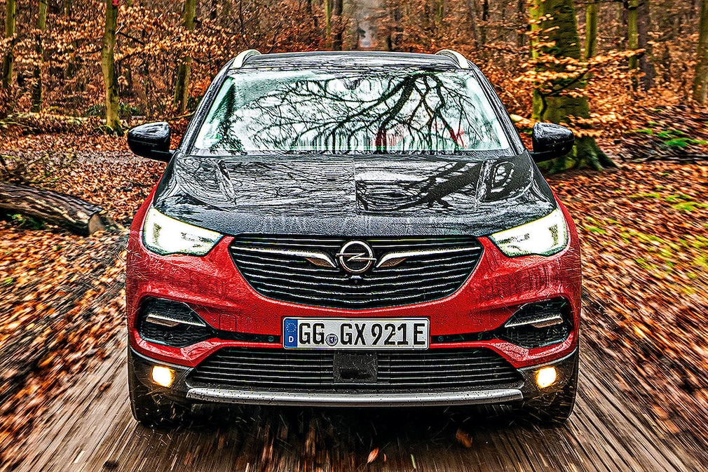 Opel Grandland X Hybrid4