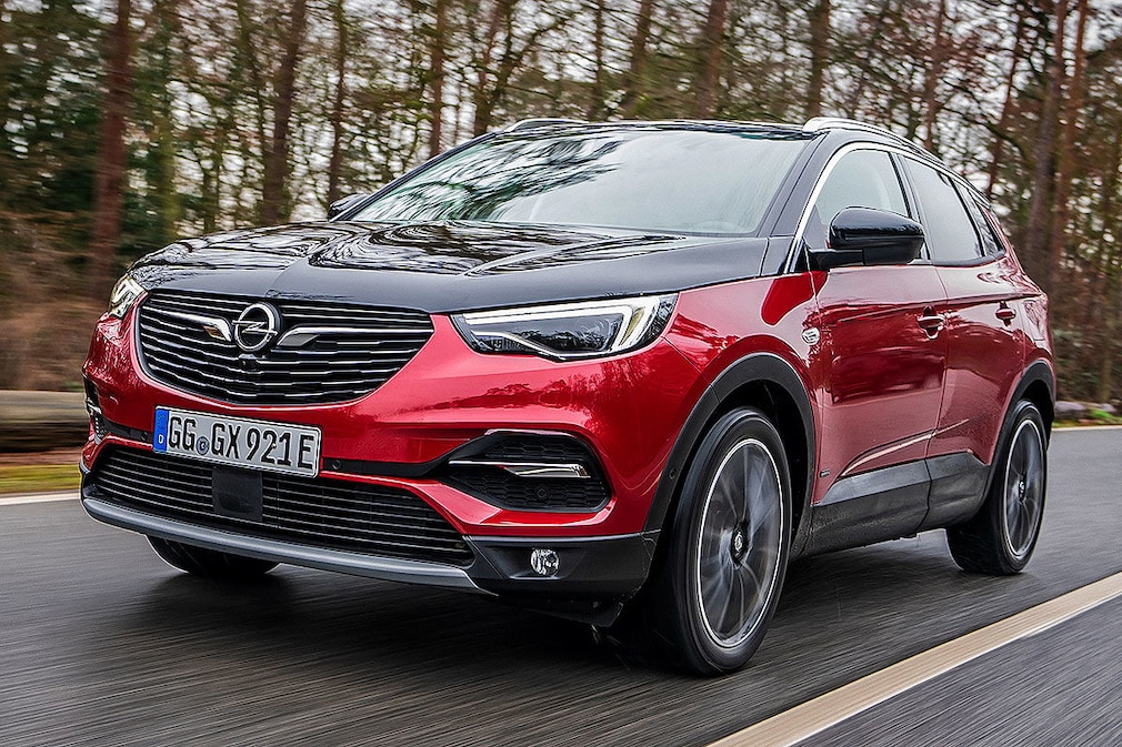 Opel Grandland X Hybrid4
