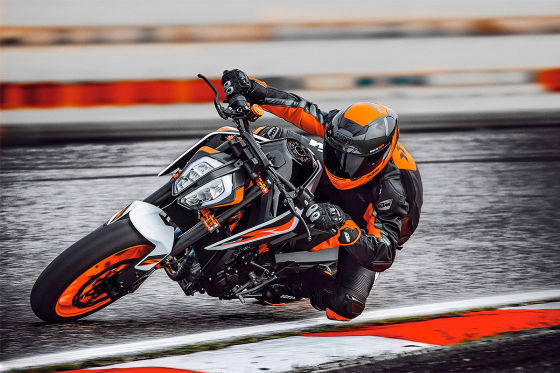 KTM 890 Duke R: Naked-Bike mit 121 PS!