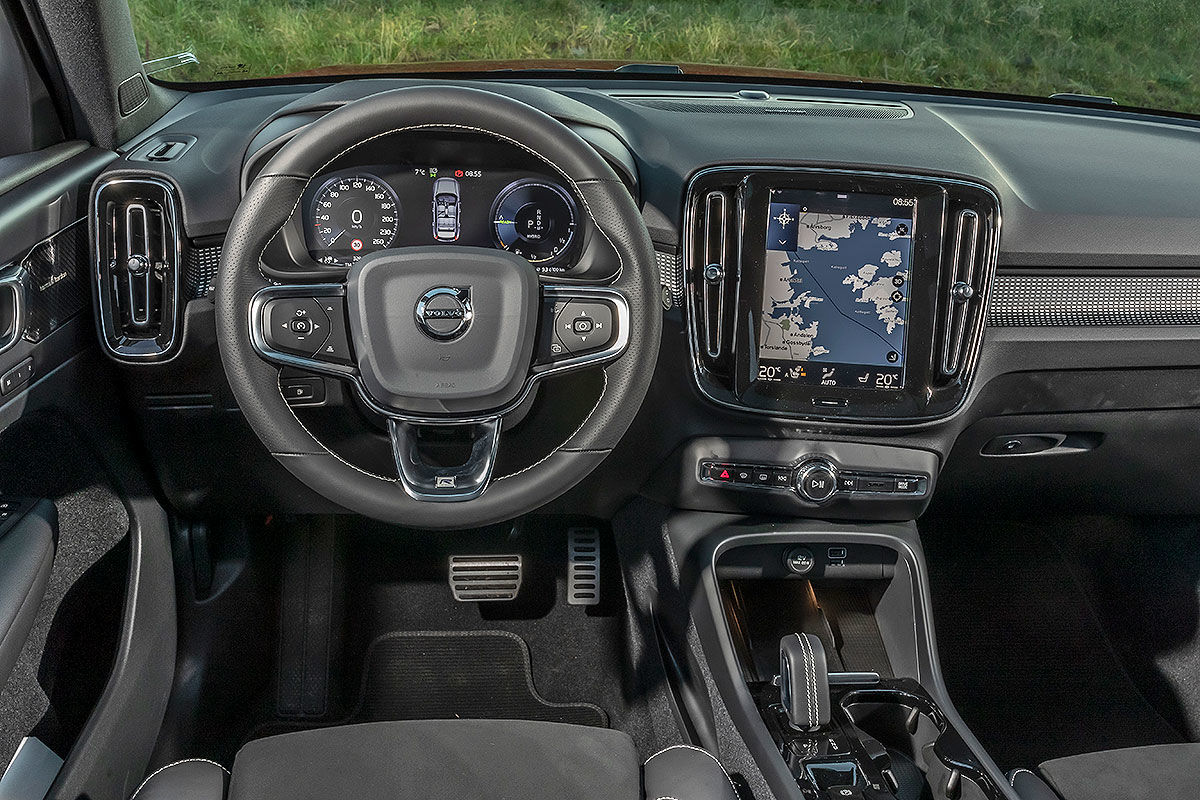 Volvo XC-40