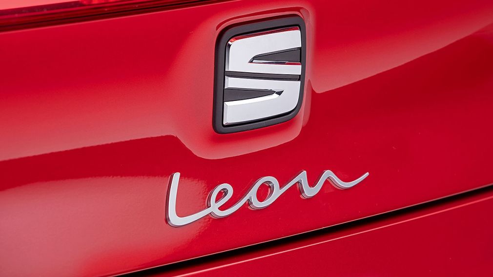 Neuer Seat Leon: So aufwendig wurde der neue Schriftzug designt
