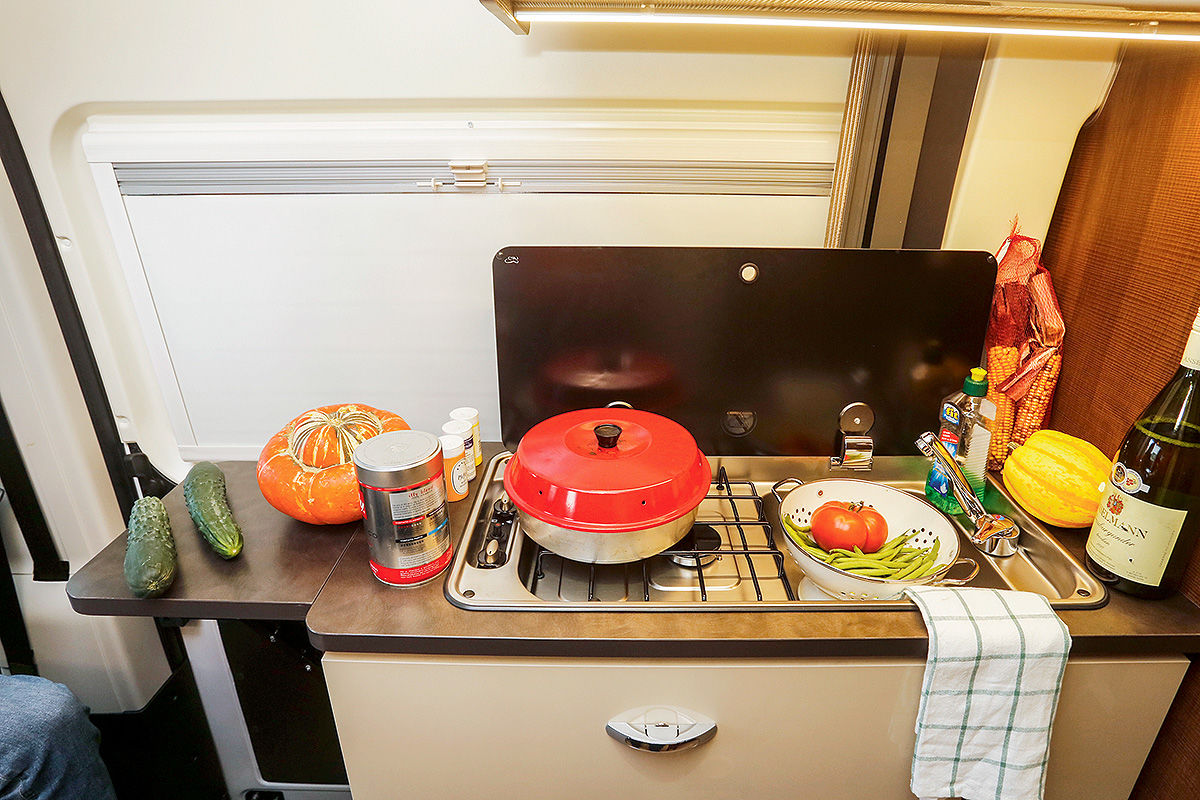 vier wohnmobiltypen im test bilder autobild de