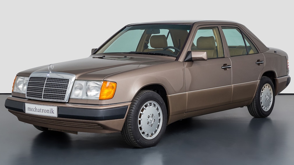 30 Jahre alter Benz im Neuwagenzustand