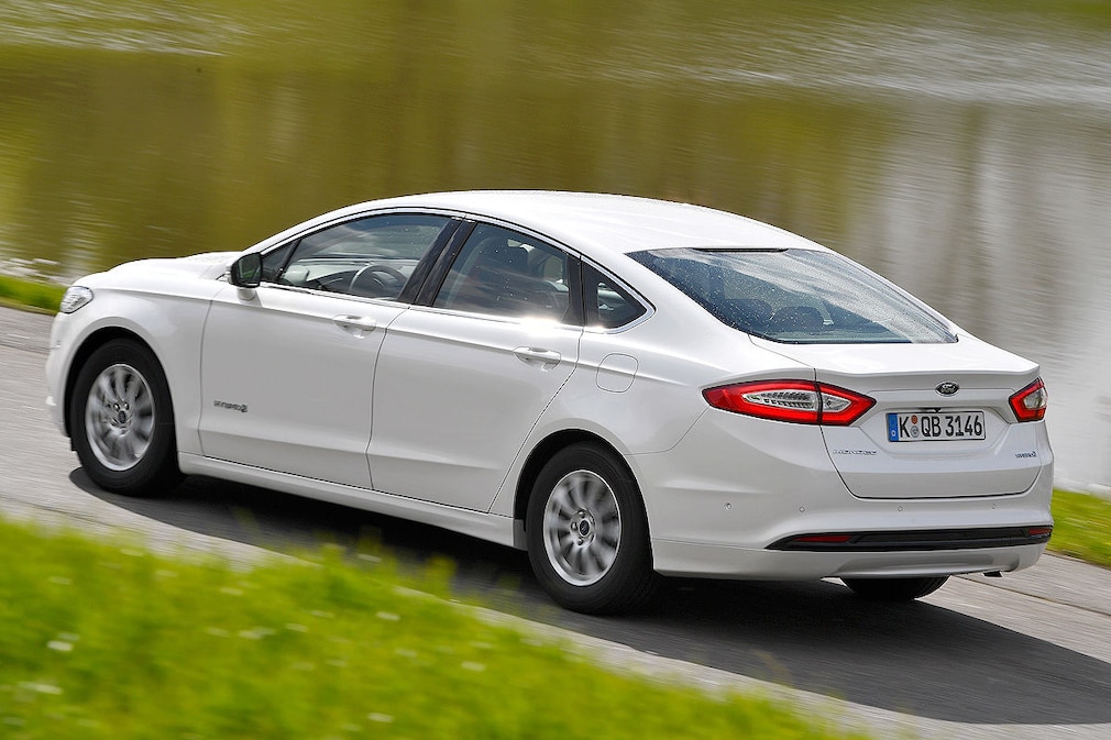 Ford Mondeo Hybrid