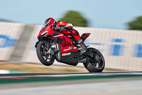 Ducati panigale superleggera 2020 top