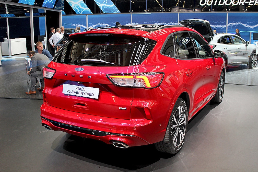 E-Autos und Plug-in-Hybride mit Kaufprämie E-Autos und Plug-in-Hybride mit Kaufprämie