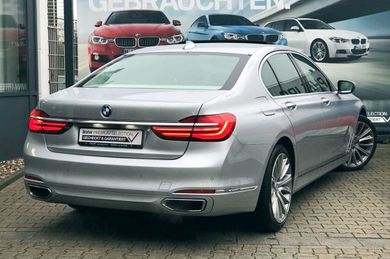 BMW 750i zum Preis eines 318i fahren
