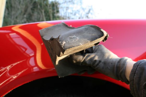 VW Golf 4: Radhausverkleidung mit Schaumstoffkeil