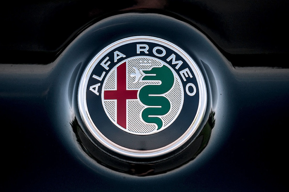 Auto-Logos: Das soll der Drache im Alfa-Logo - AUTO BILD