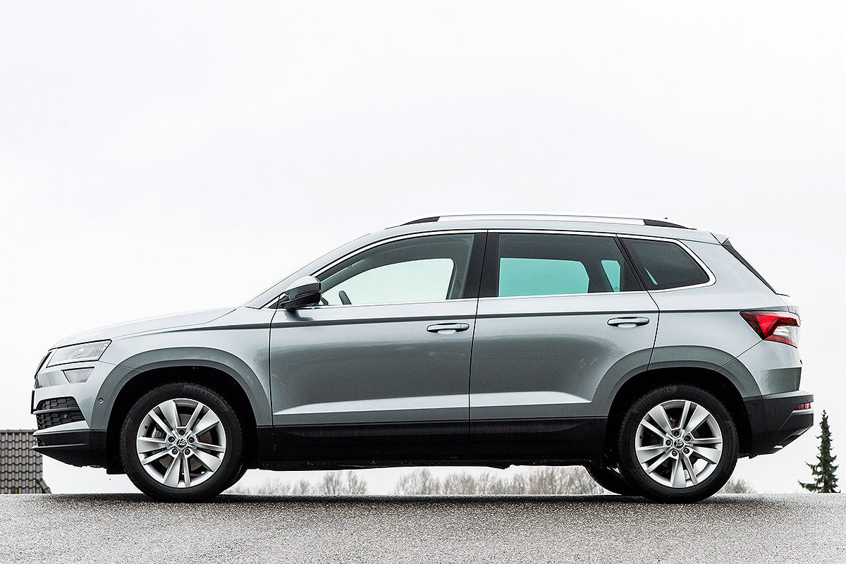 Стекло кодиак. Skoda Karoq 2022. Skoda Karoq 2021. Skoda Karoq 2018. Skoda Karoq тонировка.