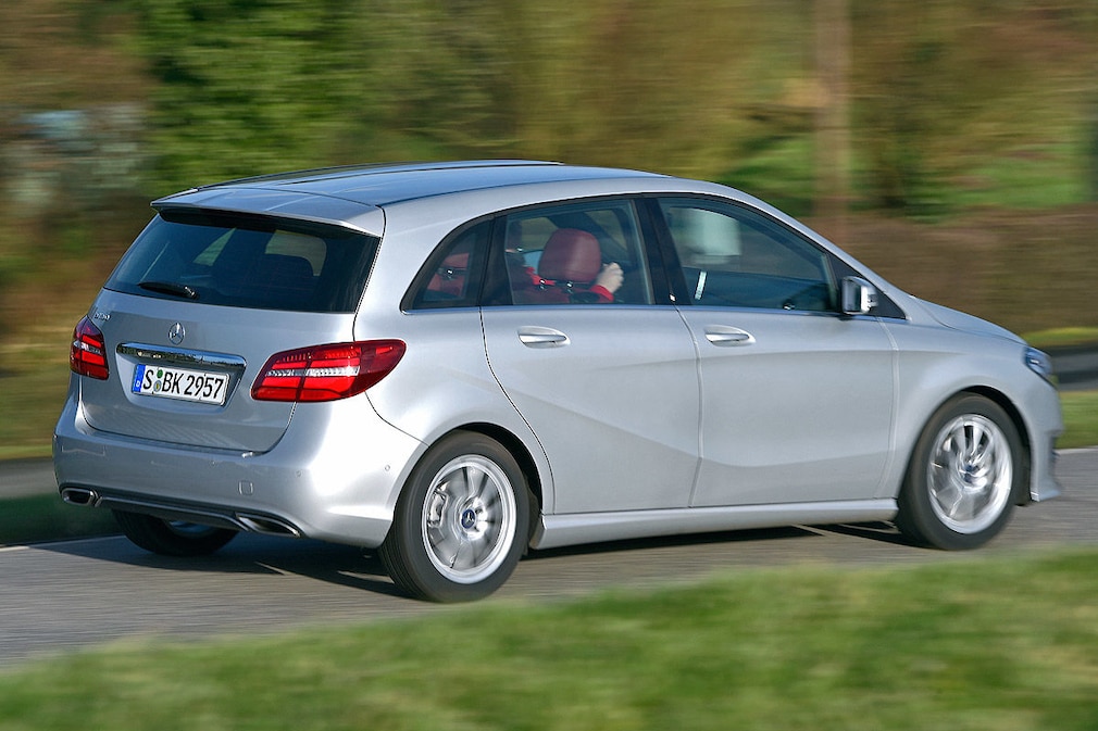 Mercedes B 180