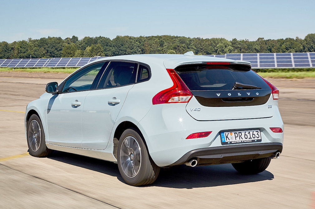 Volvo V40 D3