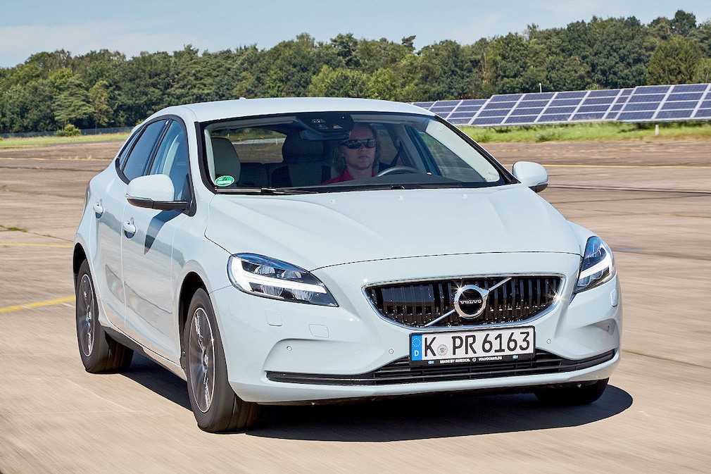 Volvo V40 D3