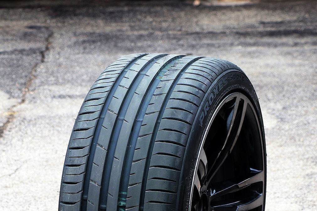 Breitreifen in 245/35 und 265/35 R 19