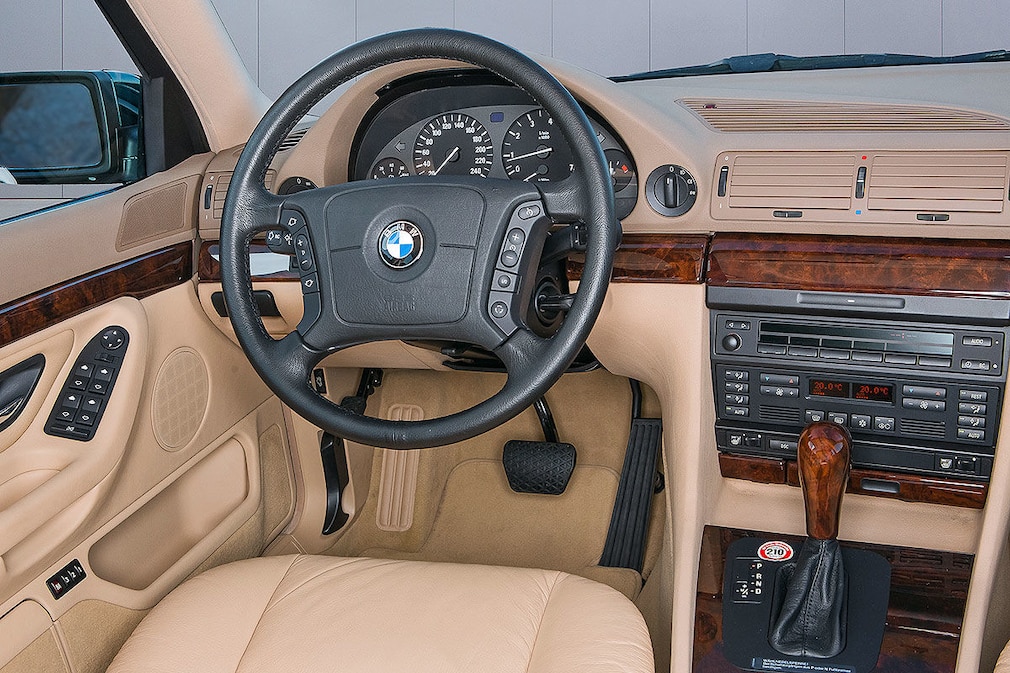 BMW 740i E38 Zeitkapsel