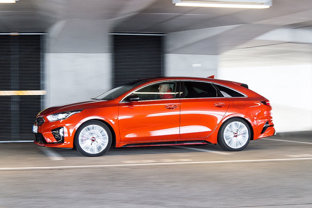 Kia ProCeed