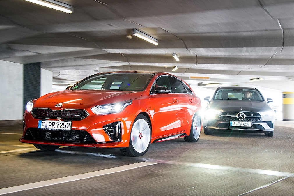 Kia ProCeed Mercedes CLA SB