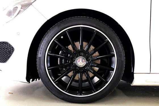 Mercedes CLA mit AMG-Line aber nur 122 PS